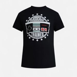 2/22 SALE‼️Nintendo NES Controller Men's Cotton Graphic Tee